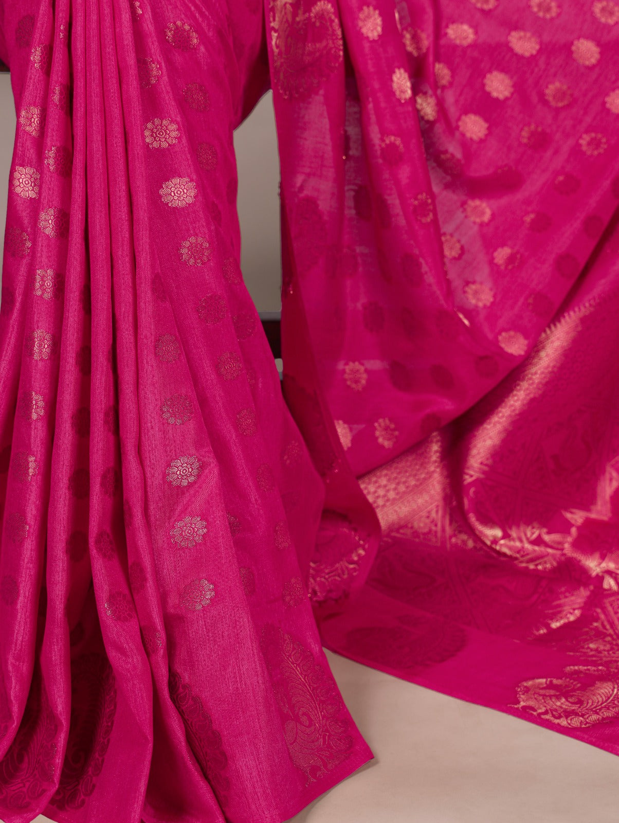 Latest Trendy Sarees 809 - Pink
